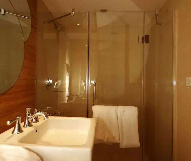 Fotos del hotel Trinity Isle:  13