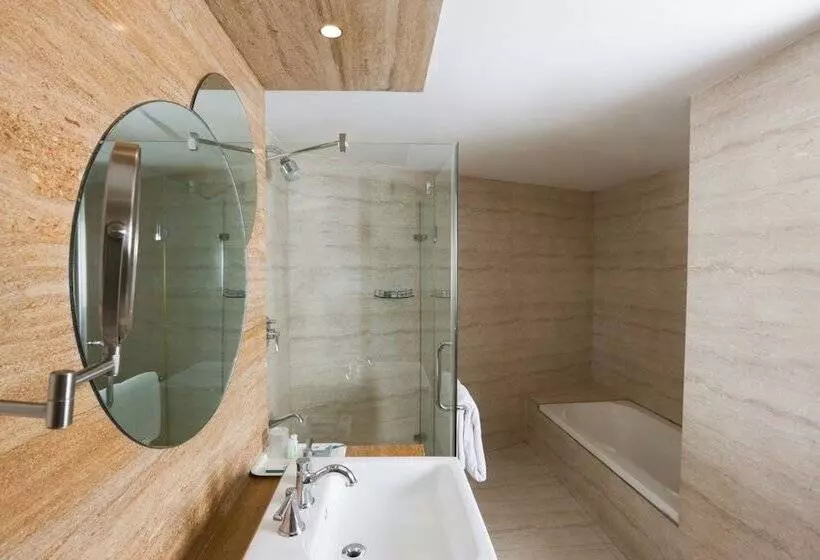 Fotos del hotel Trinity Isle:  17