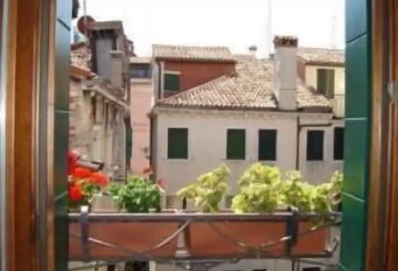 Fotos del hotel Locanda Correr:  4