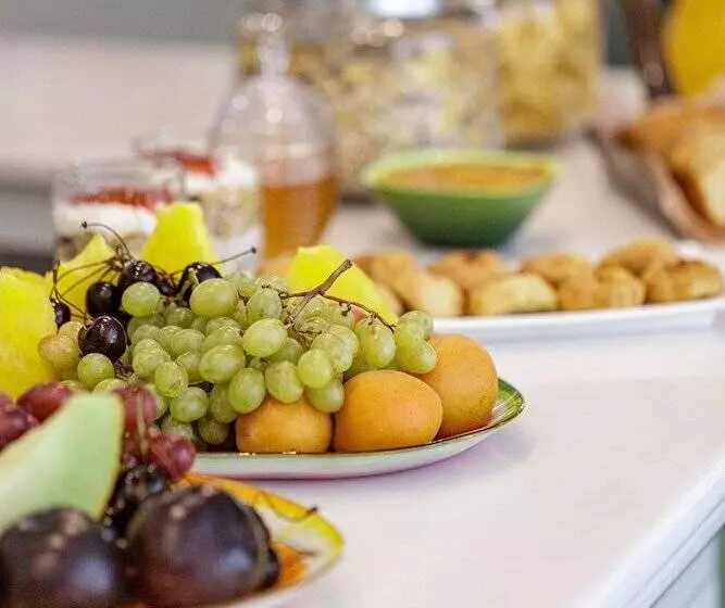 Fotos del hotel Mythos Suites Hotel:  9