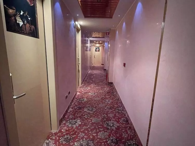 Fotos del hotel Wagner 4 Stelle:  9