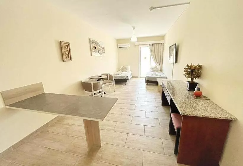 Fotos del hotel Antonis G. Hotel Apartments:  8