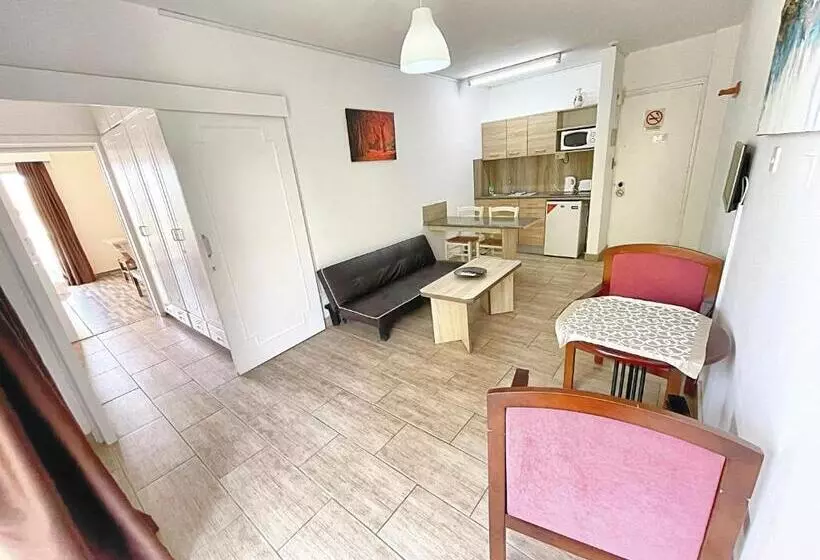 Fotos del hotel Antonis G. Hotel Apartments:  24