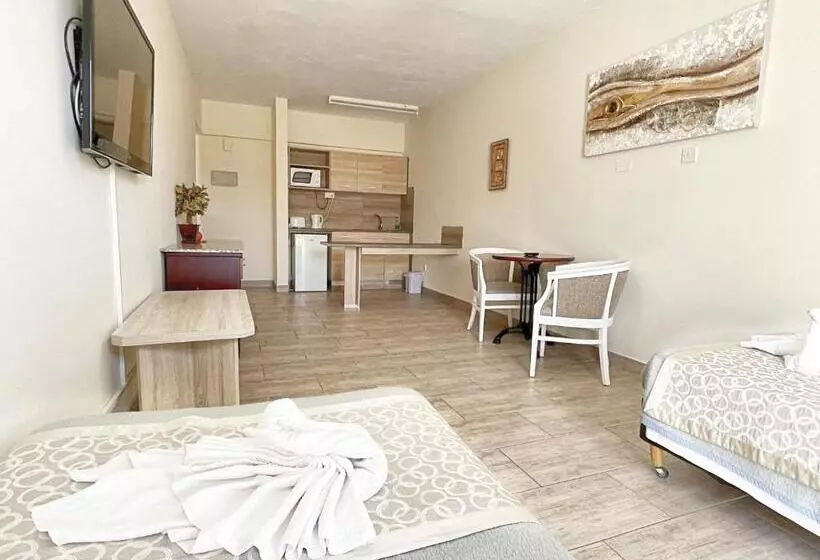 Fotos del hotel Antonis G. Hotel Apartments:  19