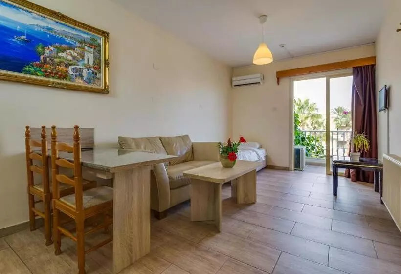 Fotos del hotel Antonis G. Hotel Apartments:  25