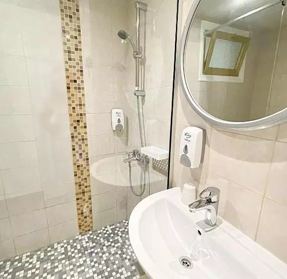 Fotos del hotel Antonis G. Hotel Apartments:  4