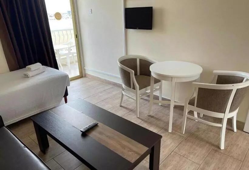 Fotos del hotel Antonis G. Hotel Apartments:  22