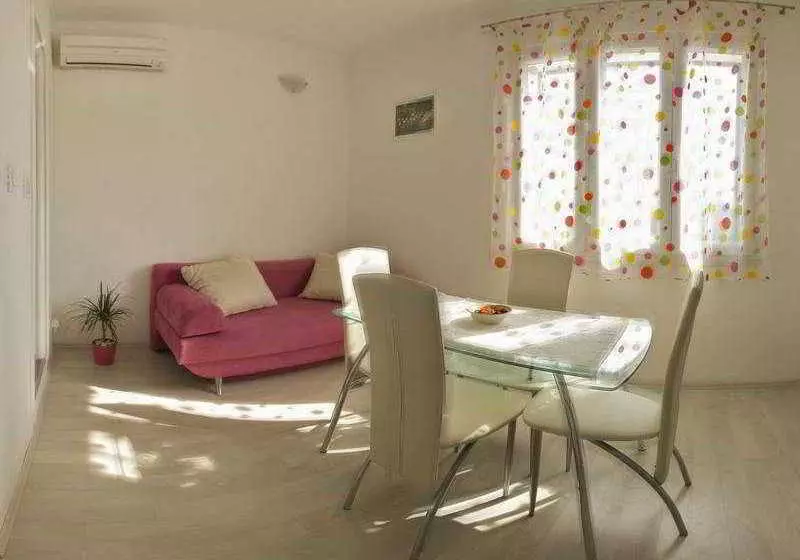 Fotos del hotel Apartmani Pavlov:  5