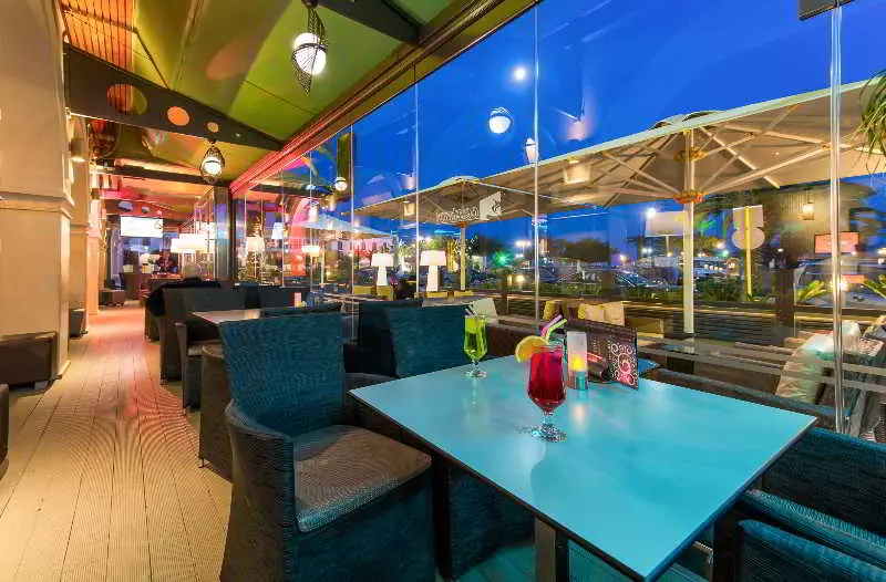 Fotos del hotel Phoenix:  10