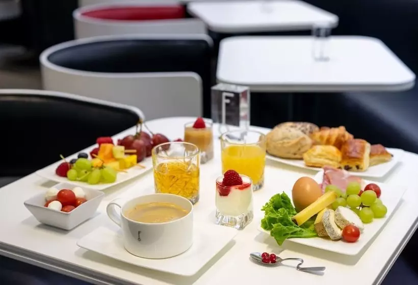 Fotos del hotel Félicien By Elegancia:  5