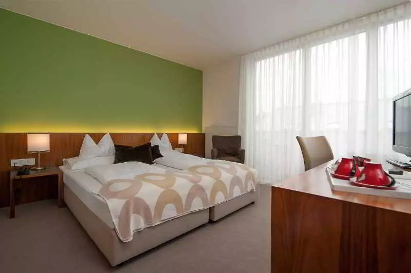 Heinhotel Vienna Airport