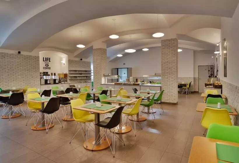 Fotos del hotel Adeba:  8