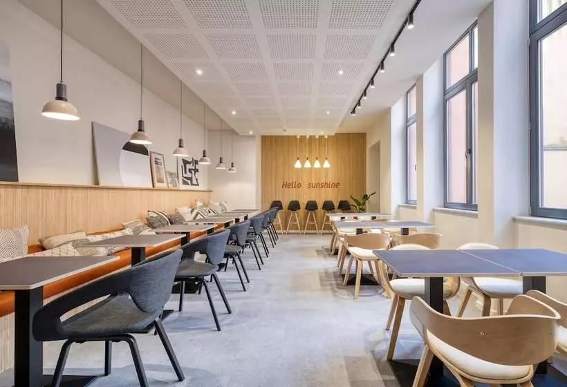 Fotos del hotel Alma Grand Place:  7