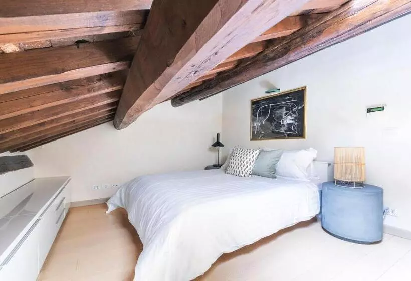 Fotos del hotel Campo De Fiori Apartments:  10