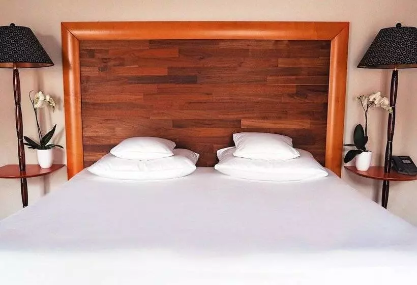 Fotos del hotel Yours Truly:  23