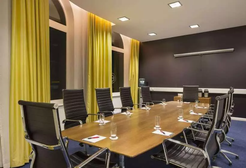 Fotos del hotel Ramada By Wyndham Belfast:  5