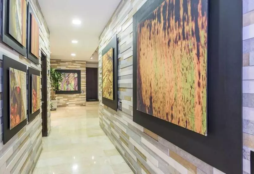 Fotos del hotel Holiday Inn Express Bogotá  Parque La 93, An Ihg:  13