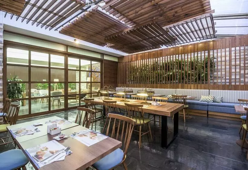 Fotos del hotel Holiday Inn Express Bogotá  Parque La 93, An Ihg:  5