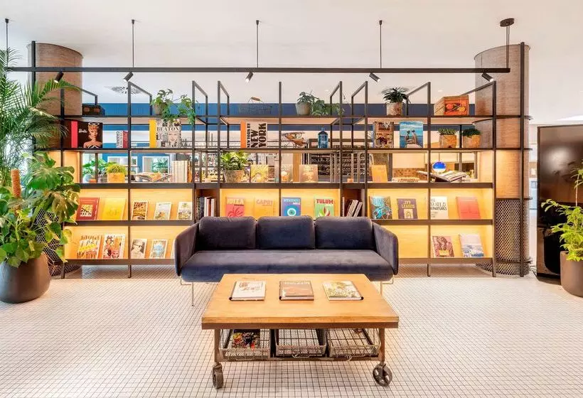 Fotos del hotel Innside By Meliá Berlin Mitte:  35