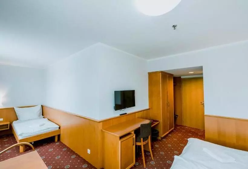 Fotos del hotel Best Western Hotel Pracharna:  13