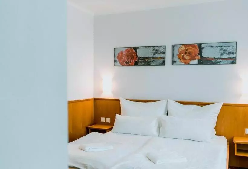 Fotos del hotel Best Western Hotel Pracharna:  14