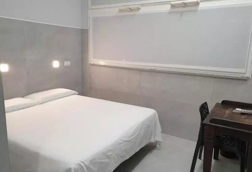 Fotos del hotel Eurohotel:  5