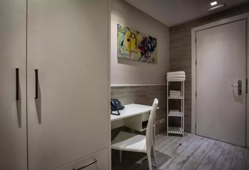 Fotos del hotel Eurohotel:  19