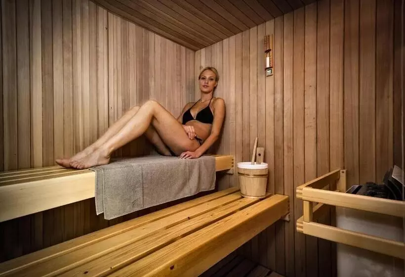 Fotos del hotel Eurohotel:  2