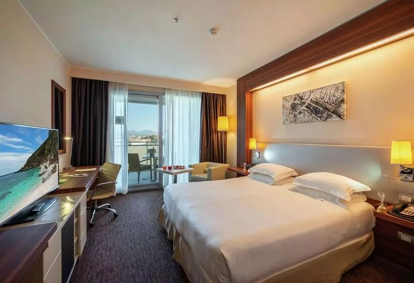 Fotos del hotel Doubletree By Hilton Olbia  Sardinia:  17