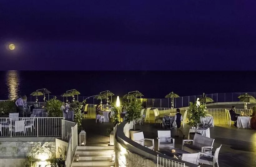 Fotos del hotel Forte Village Resort  Le Palme:  7