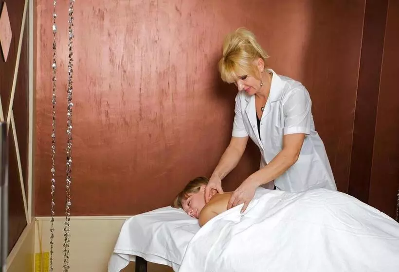 Fotos del hotel Tilia:  8