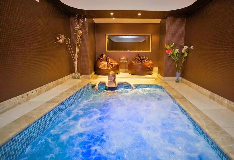 Fotos del hotel Tilia:  2