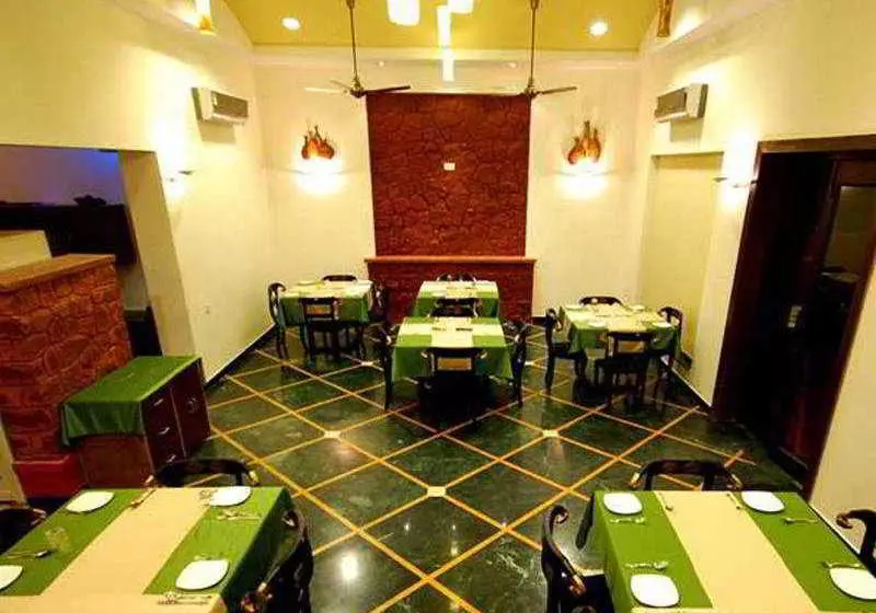 Fotos del hotel Desertscape Hotel:  5