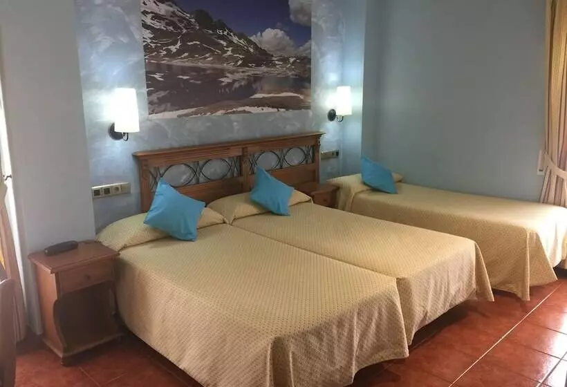 Fotos del hotel Arnal:  10