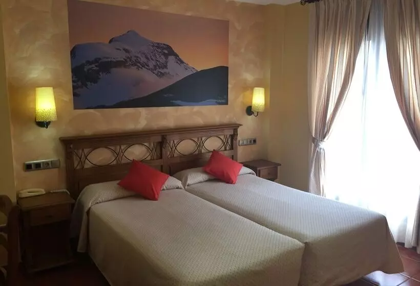 Fotos del hotel Arnal:  7