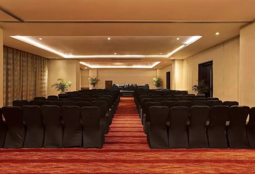 Fotos del hotel Courtyard By Marriott Mumbai International Airport:  8