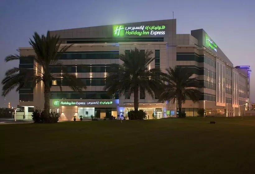 Fotos del hotel Holiday Inn Express Dubai Airport, An Ihg:  33