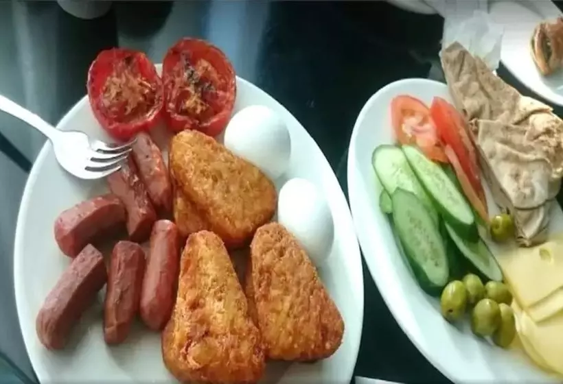 Fotos del hotel Holiday Inn Express Dubai Airport, An Ihg:  11