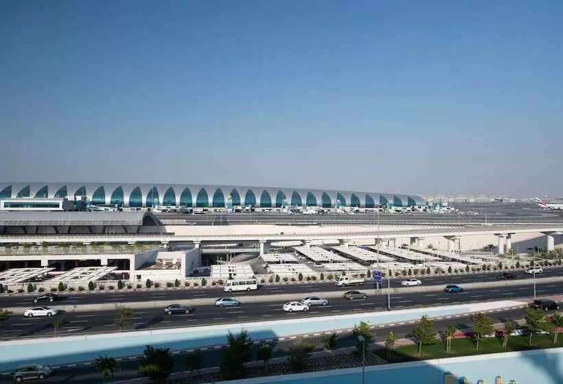 Fotos del hotel Holiday Inn Express Dubai Airport, An Ihg:  9