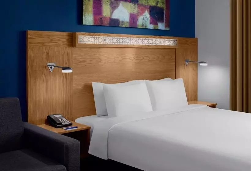 Fotos del hotel Holiday Inn Express Dubai Airport, An Ihg:  19