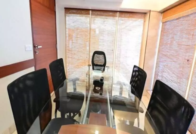 Fotos del hotel Young Island Comforts:  18