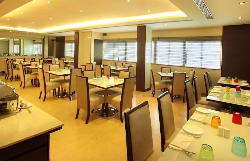 Fotos del hotel Young Island Comforts:  8