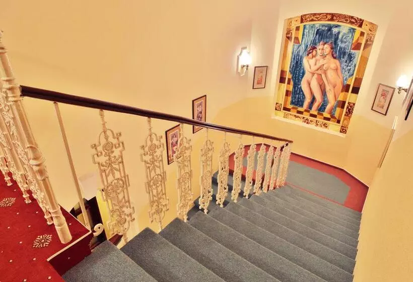 Fotos del hotel Villa Regent:  9