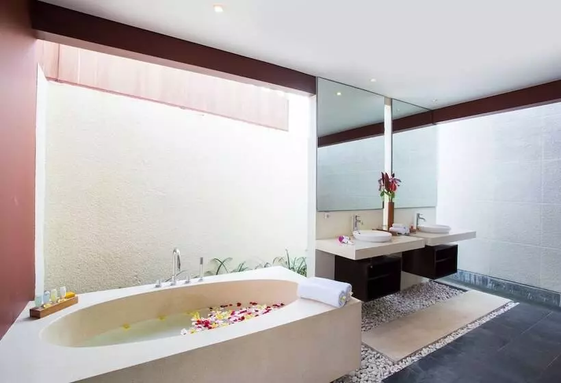 Fotos del hotel Jay S Villas:  6