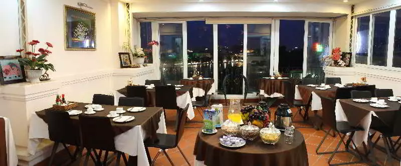 Fotos del hotel Lakeside Palace:  6