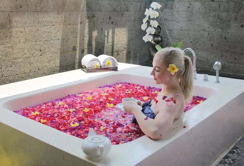 Fotos del hotel Sagara Villas And Suites:  3