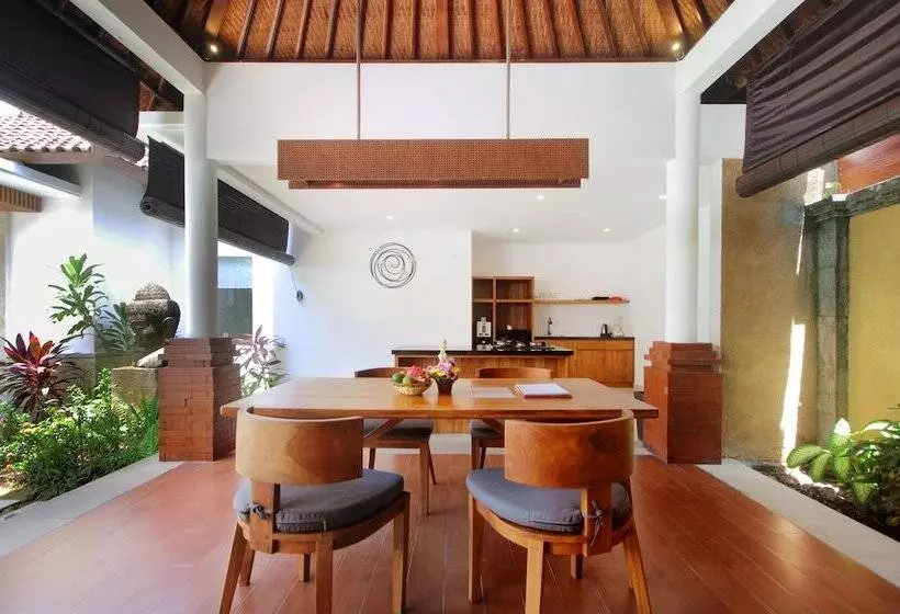 Sagara Villas And Suites