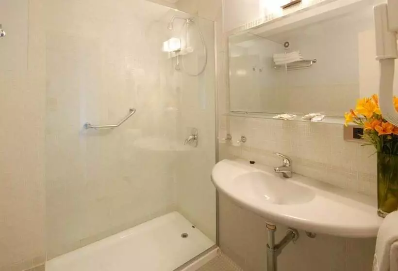 Fotos del hotel Tirol:  11