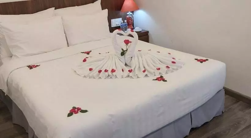 Fotos del hotel Golden Wings II Hotel:  10