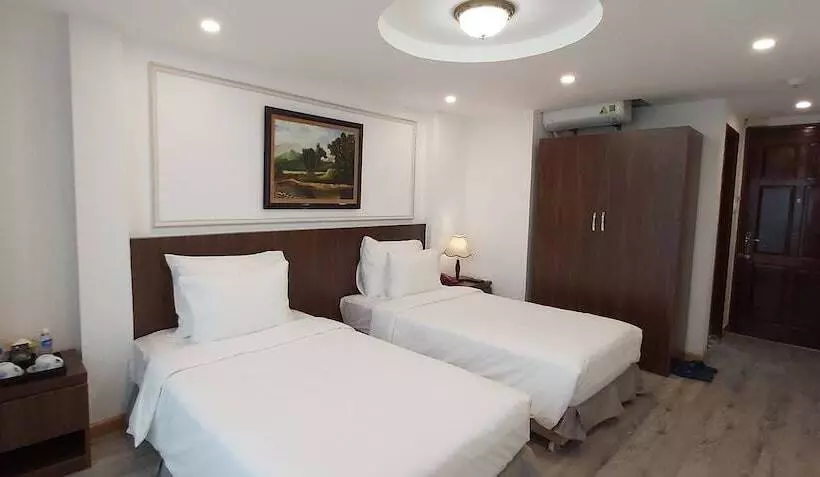 Fotos del hotel Golden Wings II Hotel:  24